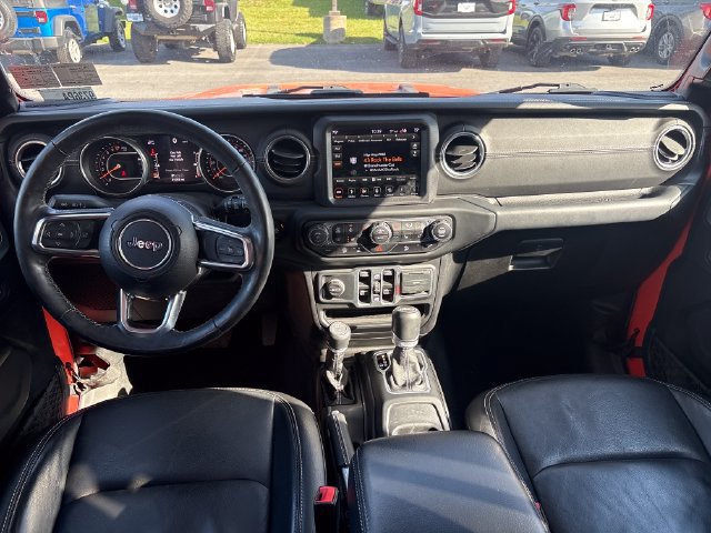Used 2018 Jeep Wrangler Unlimited Sahara AWD/4WD image 12