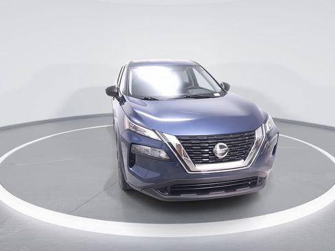 Used 2021 Nissan Rogue S AWD/4WD image 2