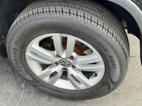 Used 2017 Volkswagen Tiguan S AWD/4WD image 22