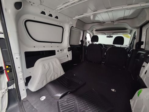 Used 2021 RAM ProMaster City Tradesman w/ Window Group 04 image 11