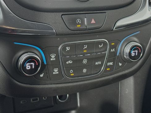 Used 2022 Chevrolet Equinox LT AWD/4WD image 15