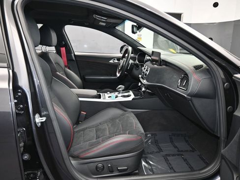 Used 2023 Kia Stinger GT2 image 54