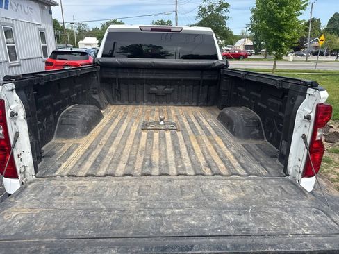 Used 2020 Chevrolet Silverado 2500 LT AWD/4WD image 17