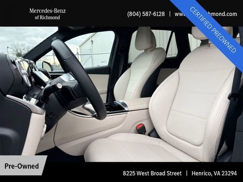 Used 2025 Mercedes-Benz GLC 300 4MATIC image 13