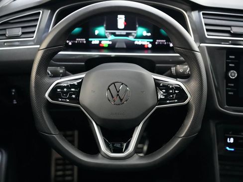 Used 2024 Volkswagen Tiguan SE R-Line FWD image 26