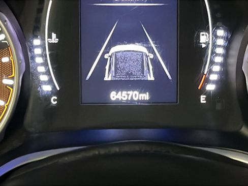 Used 2021 Jeep Compass Latitude FWD image 11