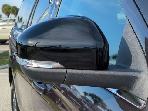 New 2025 Ford Expedition Max Active image 12