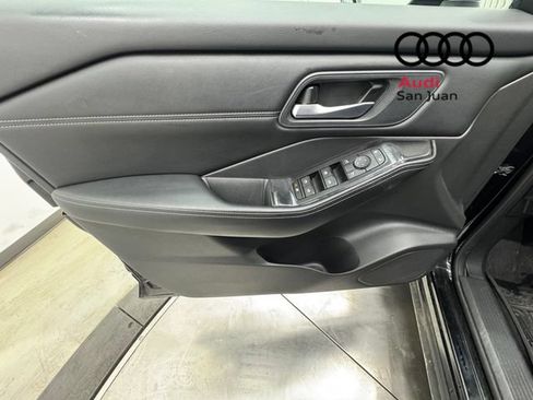 Used 2024 Nissan Rogue SV w/ SV Premium Package FWD image 33
