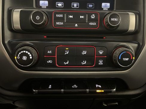 Used 2015 GMC Sierra 2500 SLE image 11