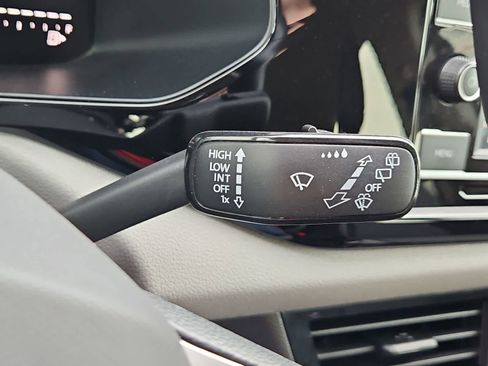 Used 2024 Volkswagen Taos S image 25