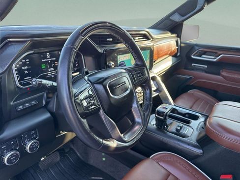 Used 2023 GMC Sierra 1500 Denali Ultimate image 20