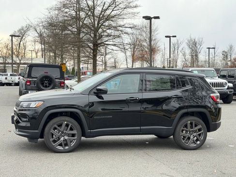 New 2026 Jeep Compass Limited w/ Sun, Sound & Navigation Group image 11