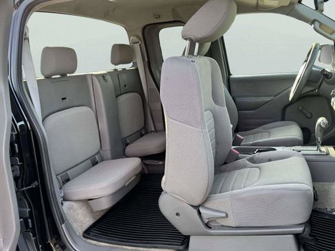 Used 2015 Nissan Frontier S RWD image 53