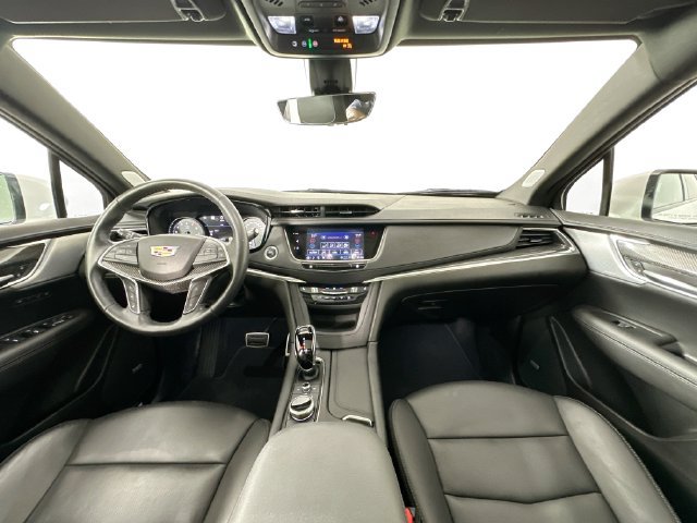 Used 2024 Cadillac XT5 Sportv w/ Technology Package AWD/4WD image 11