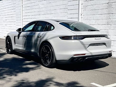 Certified 2023 Porsche Panamera 4 Platinum Edition AWD/4WD image 3