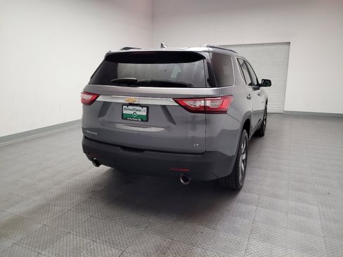 Used 2019 Chevrolet Traverse LT w/ LT Premium Package FWD image 7
