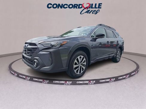 Certified 2025 Subaru Outback Premium AWD/4WD image 4