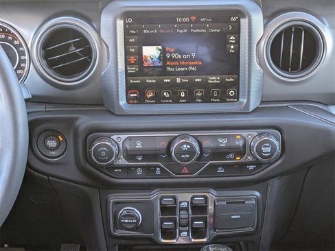 Used 2023 Jeep Wrangler Sport image 19