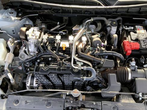 Used 2024 Nissan Altima 2.5 SV image 33