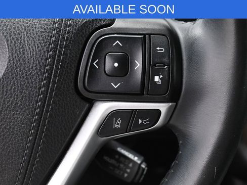 Used 2019 Toyota Highlander Plus image 18