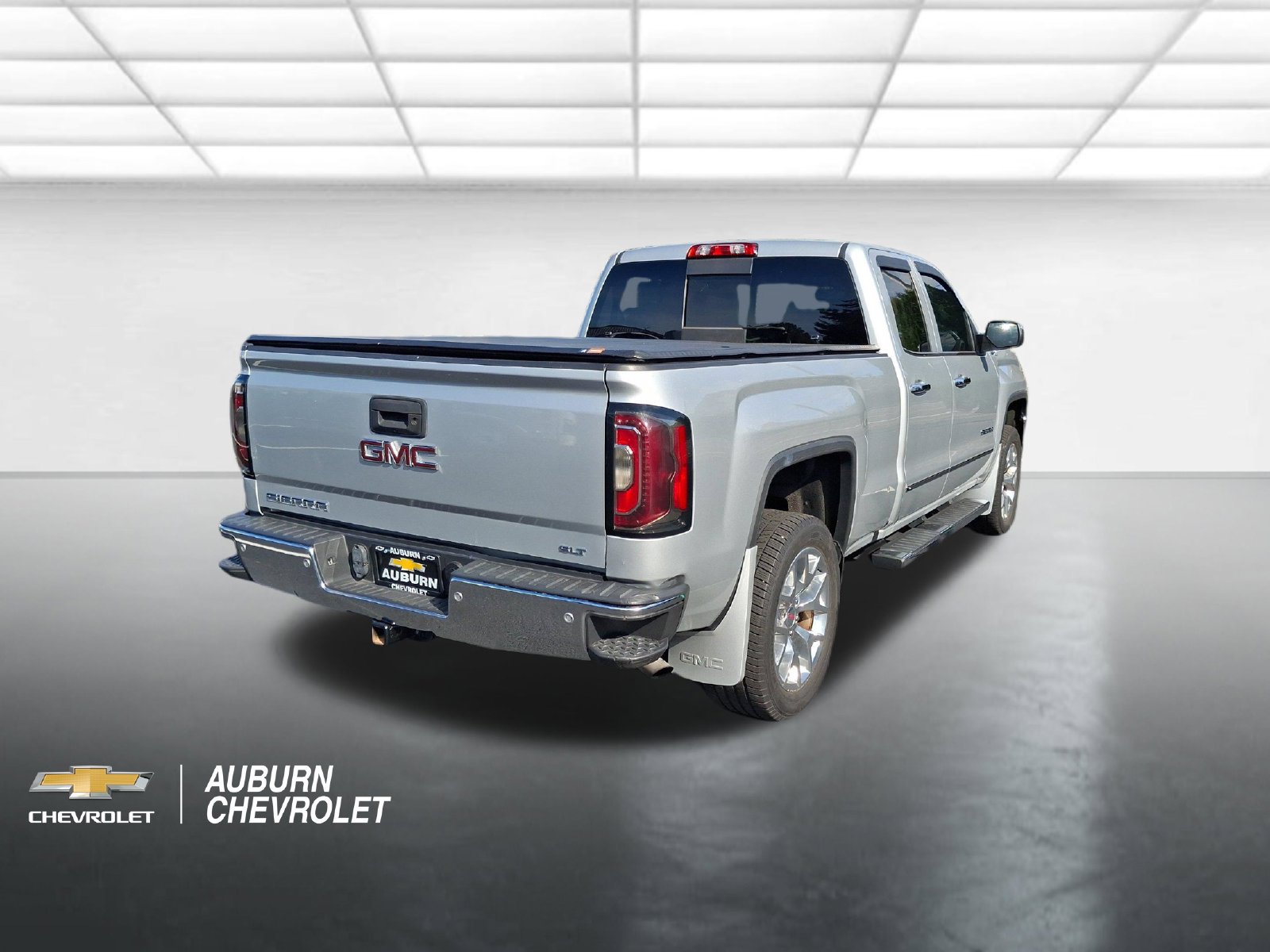 Certified 2017 GMC Sierra 1500 SLT w/ SLT Premium Package AWD/4WD image 3