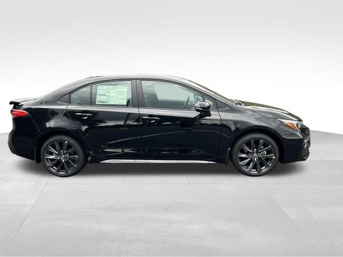 New 2026 Toyota Corolla SE FWD image 6