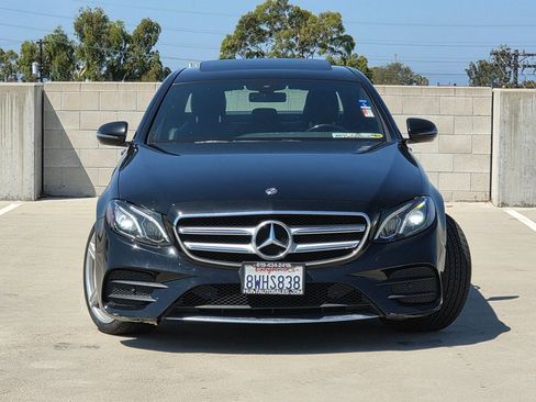 Used 2018 Mercedes-Benz E 300 image 2
