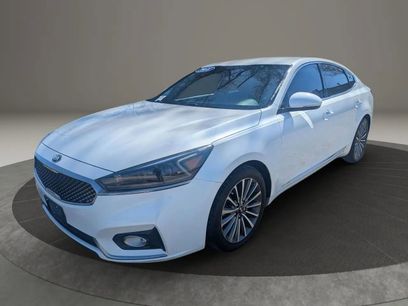 Used 2018 Kia Cadenza Premium