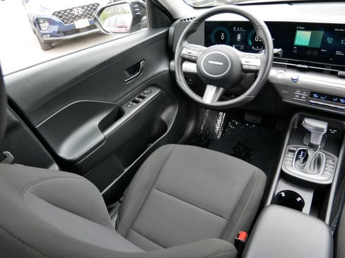 Certified 2026 Hyundai Kona SEL Sport AWD/4WD image 9