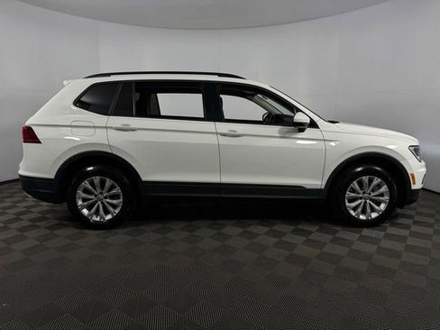 Used 2020 Volkswagen Tiguan S image 11