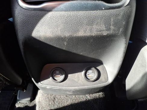 Used 2022 Hyundai Santa Fe SEL w/ Convenience Package image 13