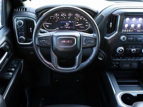 Used 2022 GMC Sierra 2500 AT4 image 4