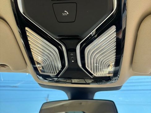 Used 2016 BMW 750i xDrive image 13