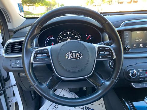 Used 2020 Kia Sorento EX FWD image 61