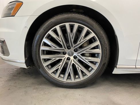 Used 2020 Audi A8 L 3.0T w/ Executive Package image 16