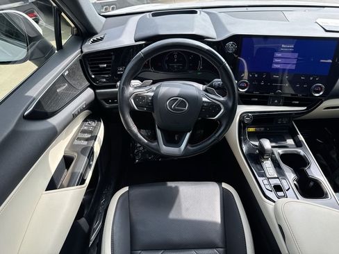 Used 2024 Lexus NX 350h AWD w/ Vision Package image 12