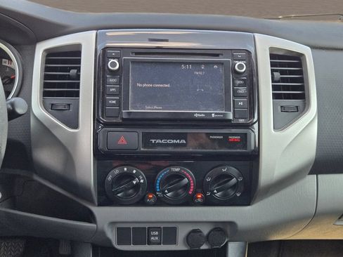 Used 2015 Toyota Tacoma PreRunner w/ TRD Sport Package RWD image 18