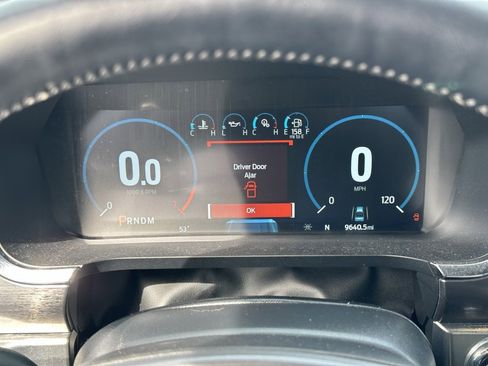 Used 2023 Ford F150 Lariat w/ Max Trailer Tow Package image 29