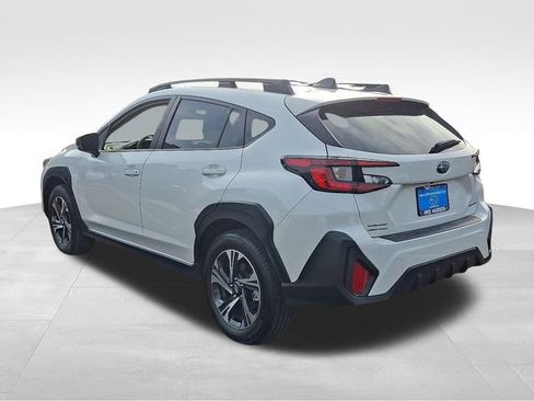 Used 2024 Subaru Crosstrek 2.0i Premium image 4