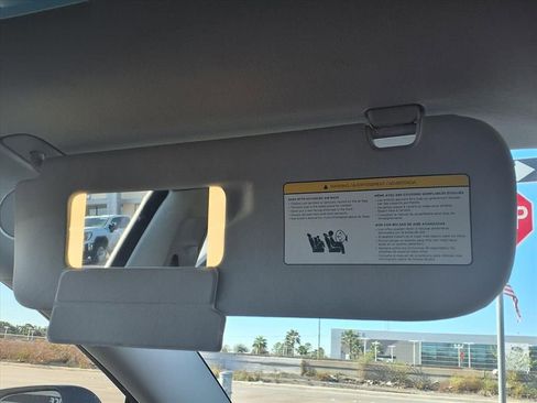 Used 2023 Tesla Model 3 Standard Range image 9