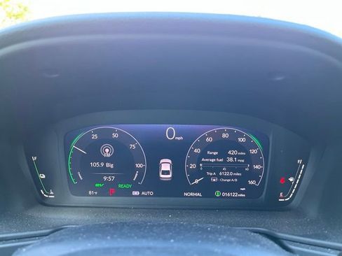 Used 2024 Honda Accord Sport image 11