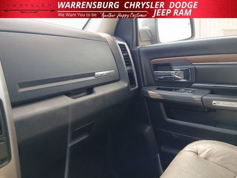 Used 2016 RAM 1500 Laramie w/ Convenience Group AWD/4WD image 23