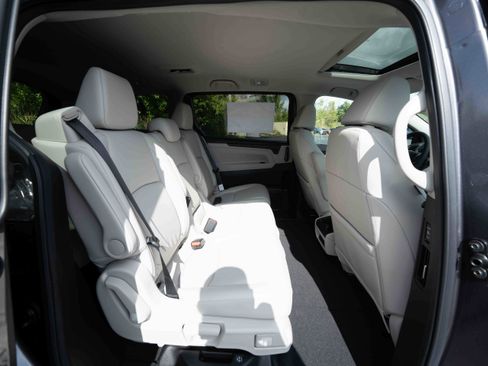 New 2026 Honda Odyssey EX-L image 24