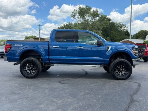 Used 2025 Ford F150 XLT w/ Equipment Group 301A Standard AWD/4WD image 9