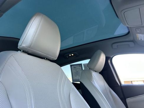 Used 2023 Ford Mustang Mach-E Premium image 15