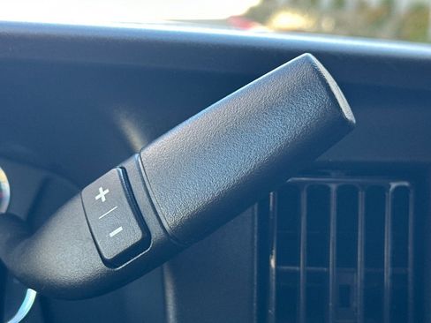 Used 2023 GMC Savana 2500 Extended w/ Driver Convenience Package image 31