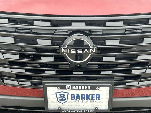 Used 2026 Nissan Rogue Dark Armor AWD/4WD image 32
