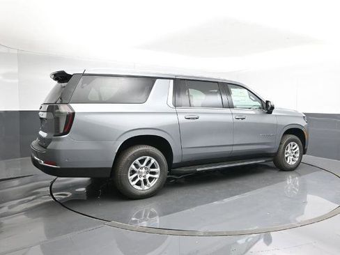 New 2026 Chevrolet Suburban LT w/ Comfort Package image 5
