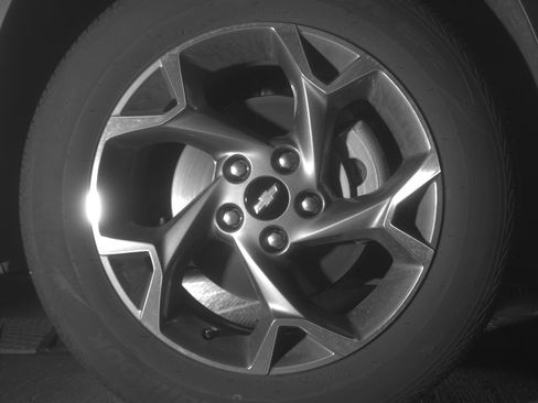Used 2025 Chevrolet Trax LT w/ LT Convenience Package FWD image 13