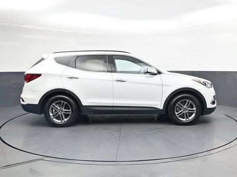 Used 2017 Hyundai Santa Fe Sport FWD image 3